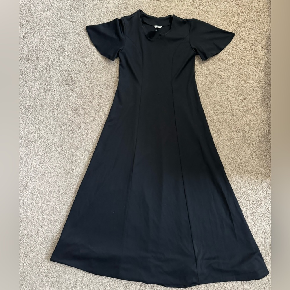 simple flavor women’s short sleeve black dress